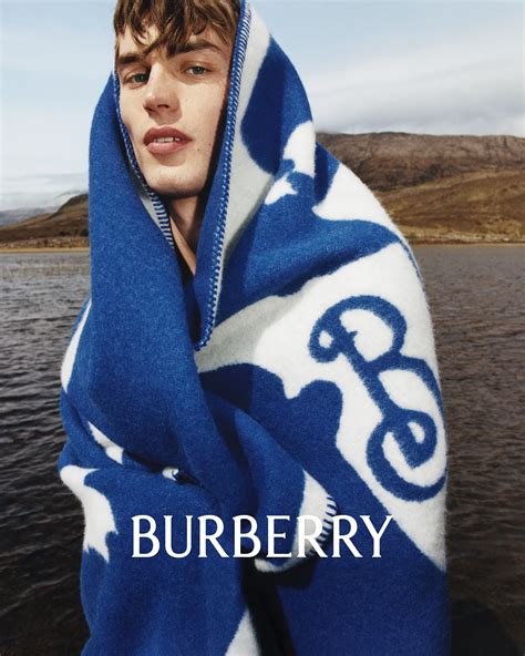 Burberry the winter 2023